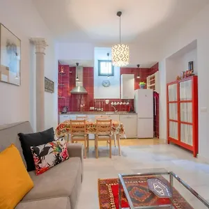 Vidrio Deluxe Apartment
