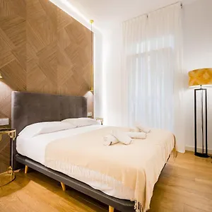 Rentalsevilla Gravina Apartment